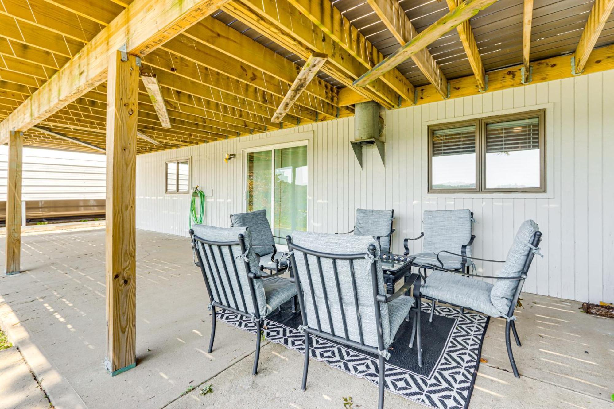 Table Rock Lake Hideaway With Deck Bring Your Boat! Golden Экстерьер фото